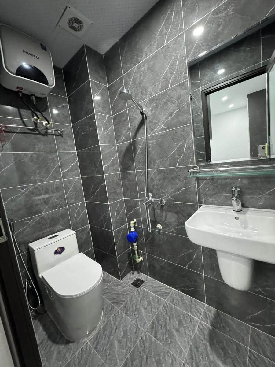 TÒA CĂN HỘ TRẦN THÁI TÔNG XÂY MỚI 7 TẦNG THANG MÁY
